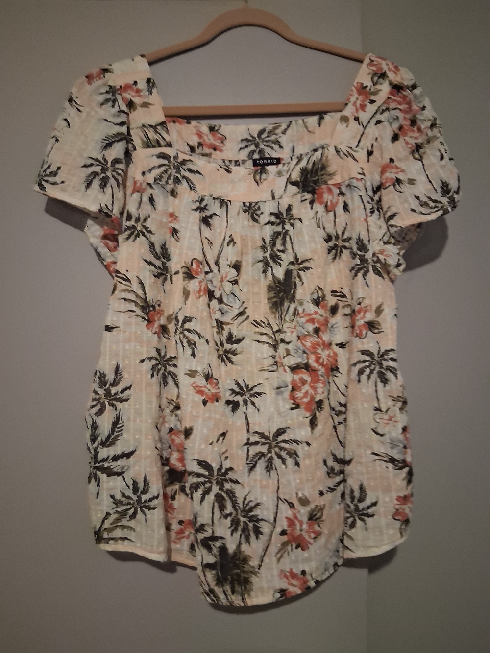 Torrid Clip Jacquard Square Neck Flutter Sleeve Top